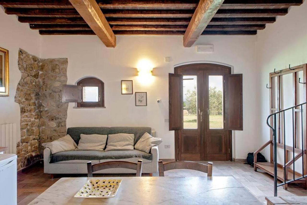 Agriturismo Fattoria Di Statiano Помаранче Экстерьер фото
