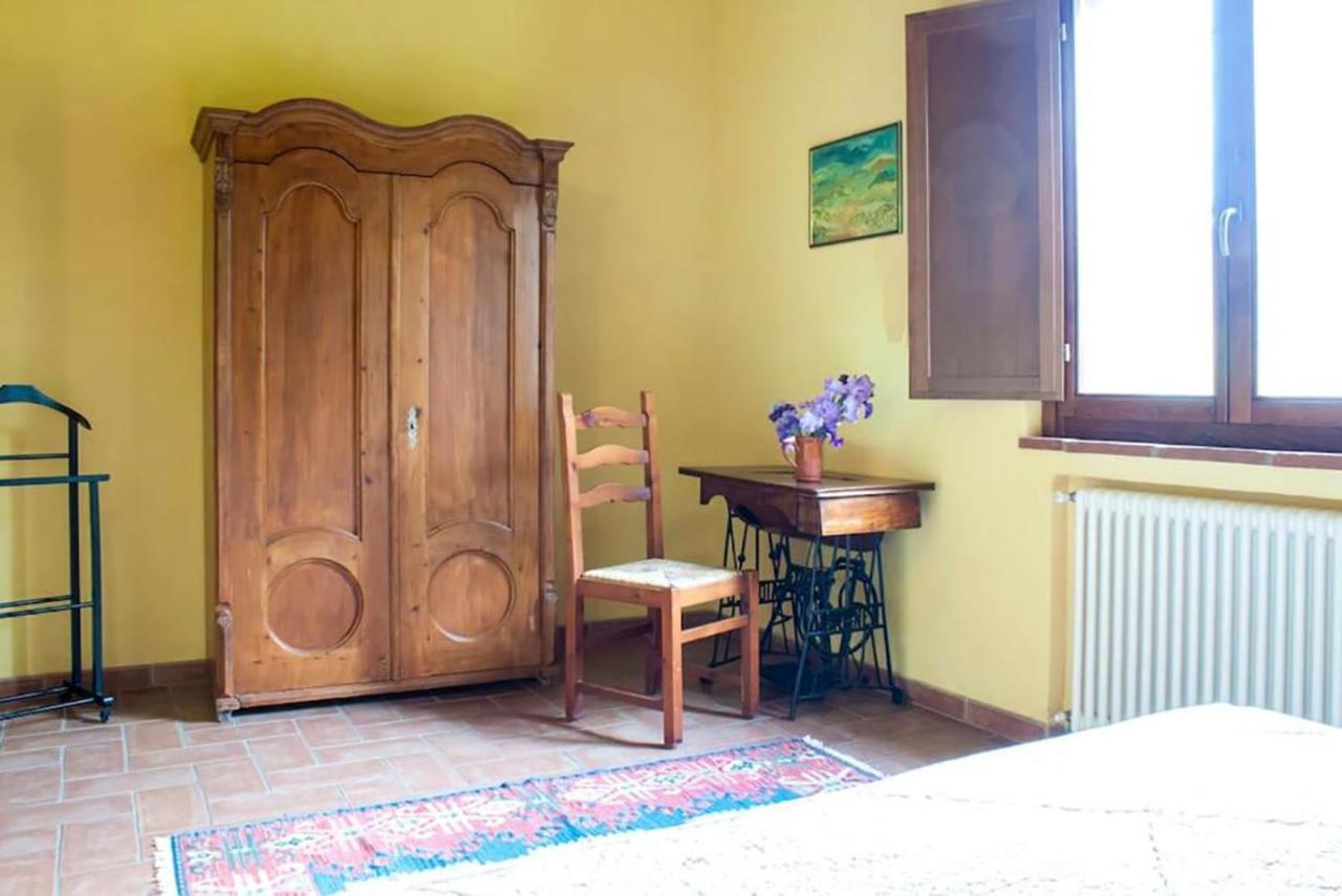Agriturismo Fattoria Di Statiano Помаранче Экстерьер фото