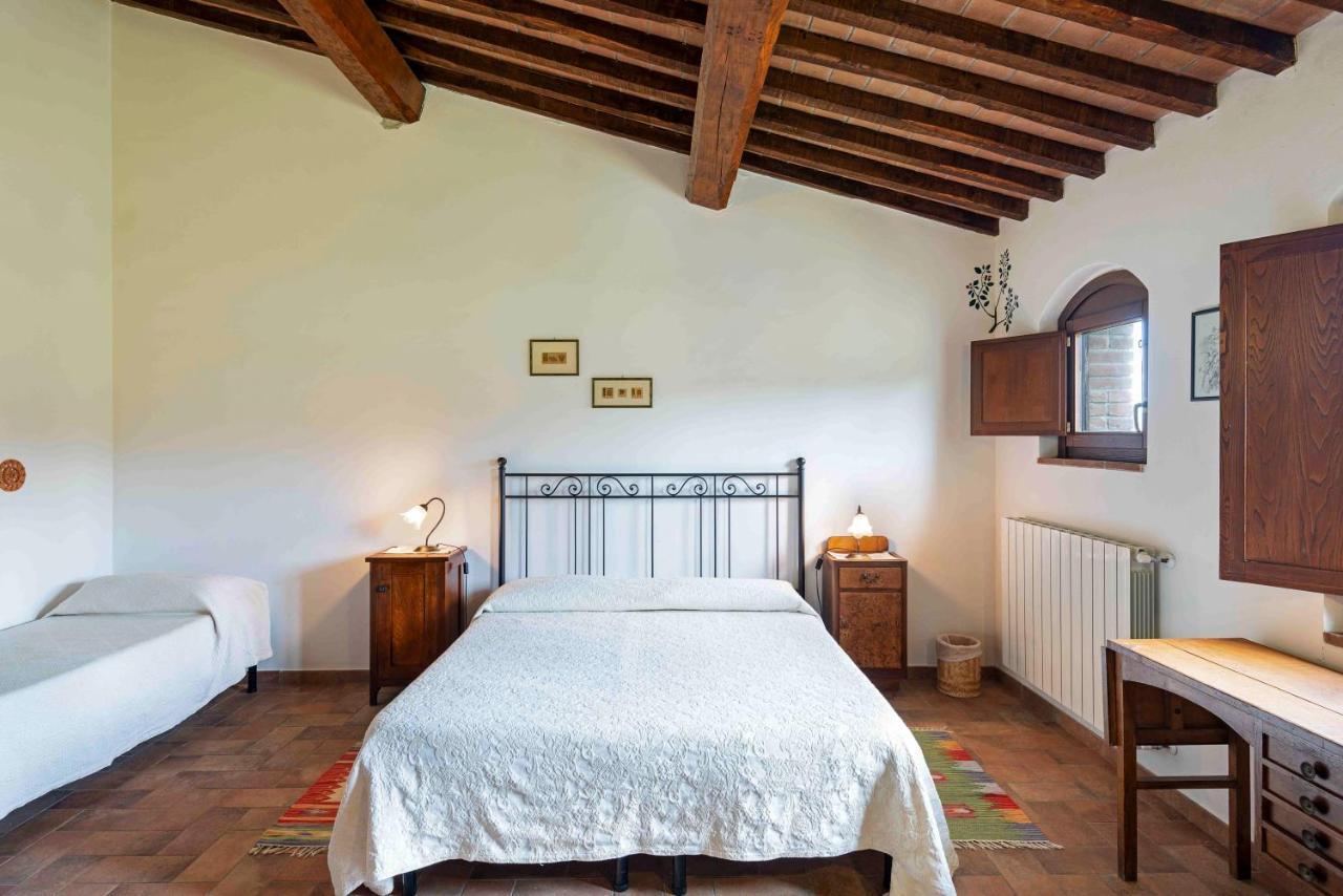 Agriturismo Fattoria Di Statiano Помаранче Экстерьер фото