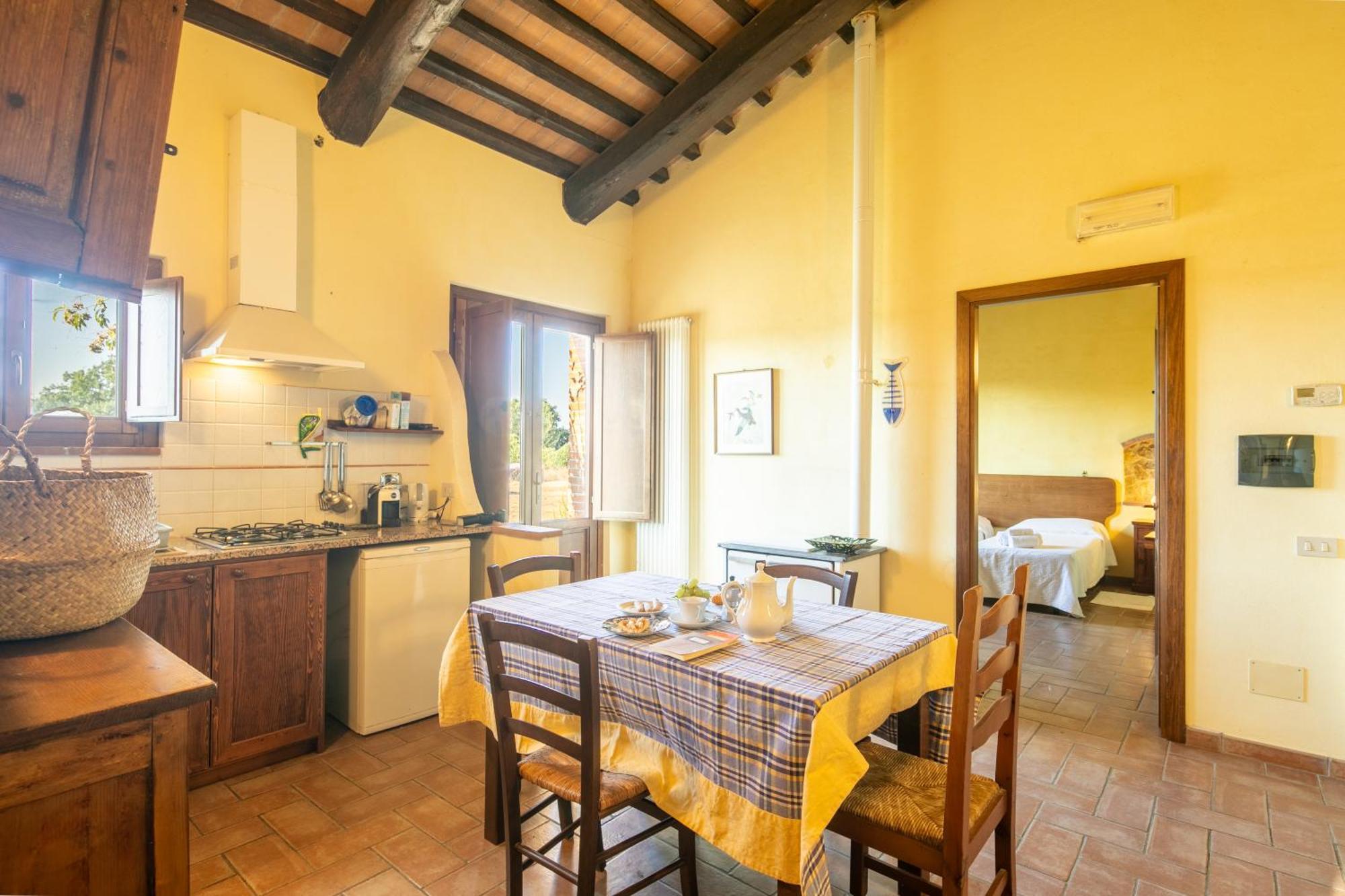Agriturismo Fattoria Di Statiano Помаранче Экстерьер фото