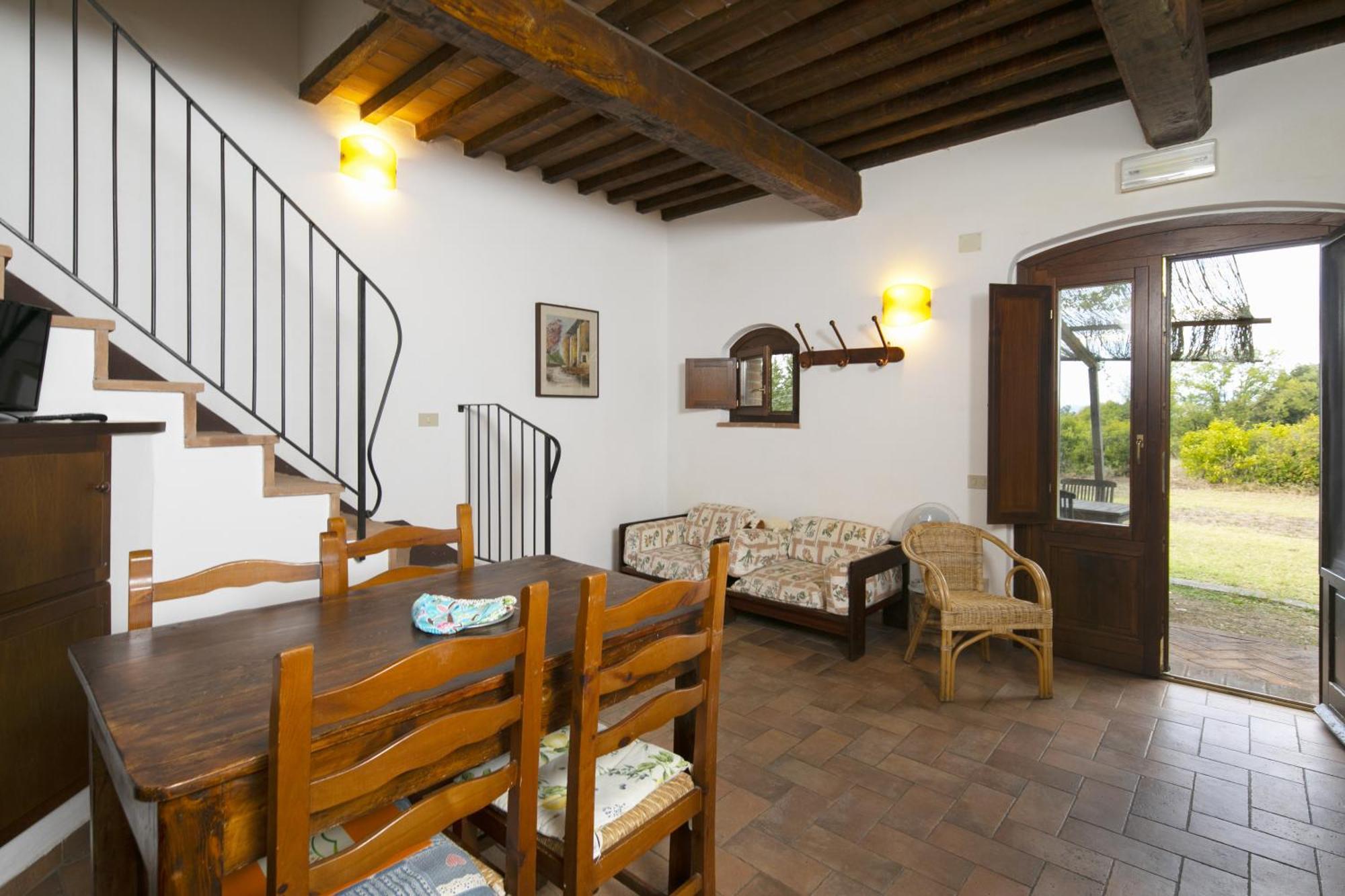 Agriturismo Fattoria Di Statiano Помаранче Экстерьер фото